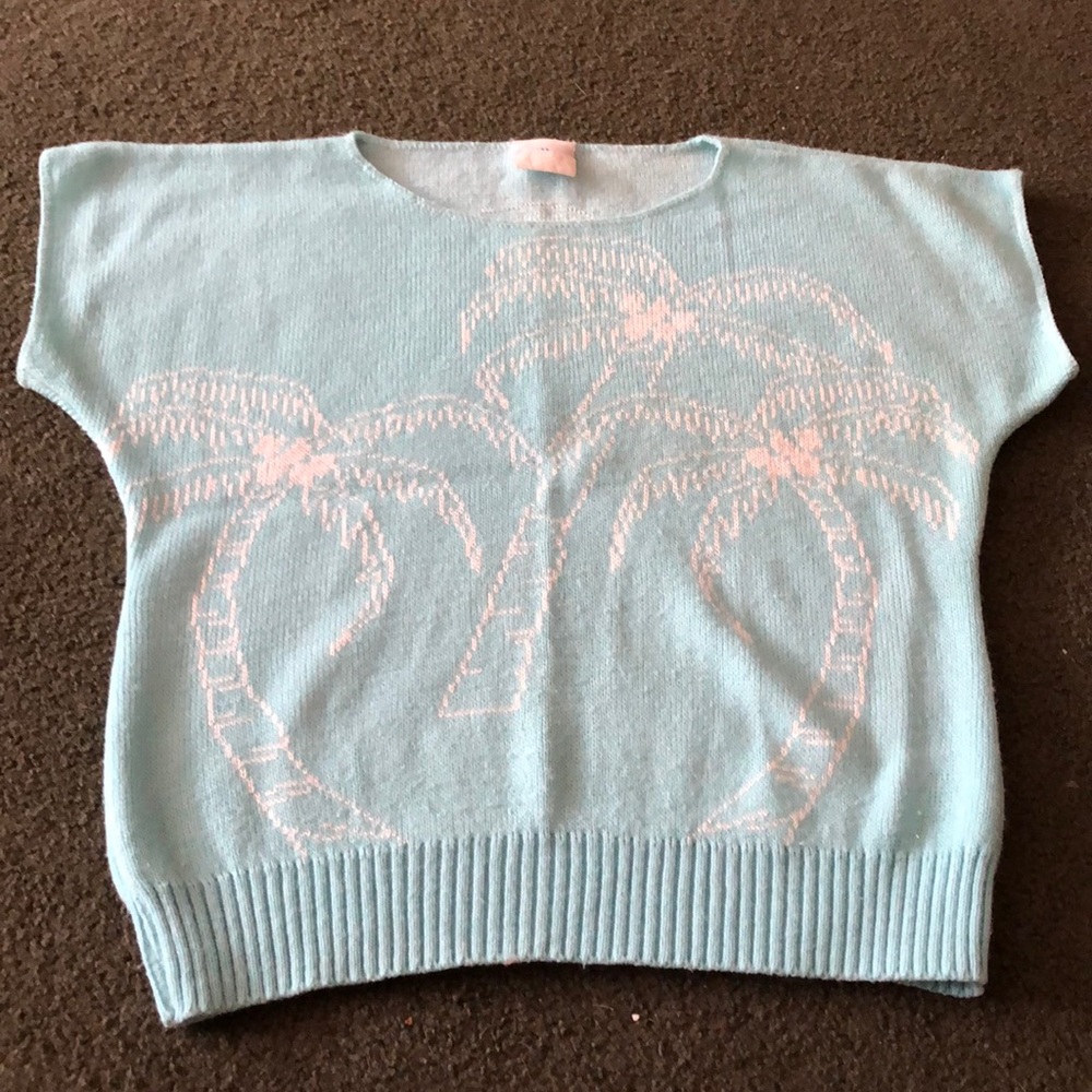 Short sleeve shirt